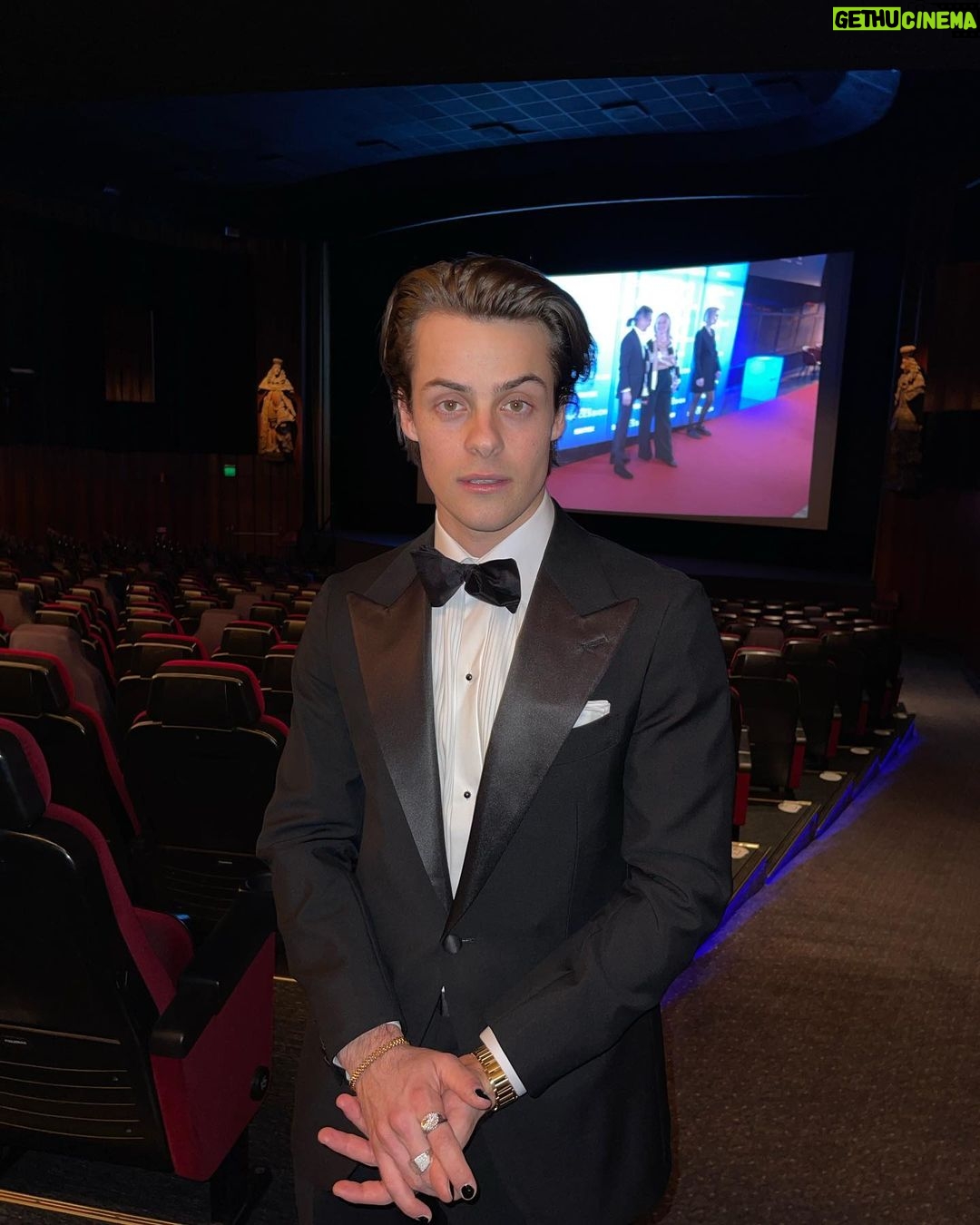 Herman Tømmeraas Instagram - “You can’t make a Tomelette without breaking some Gregs” – Gil FROM the “Succession” premiere in Stockholm. Lovely night with good people🍸 (and yes, I had the most stunning date with me…)