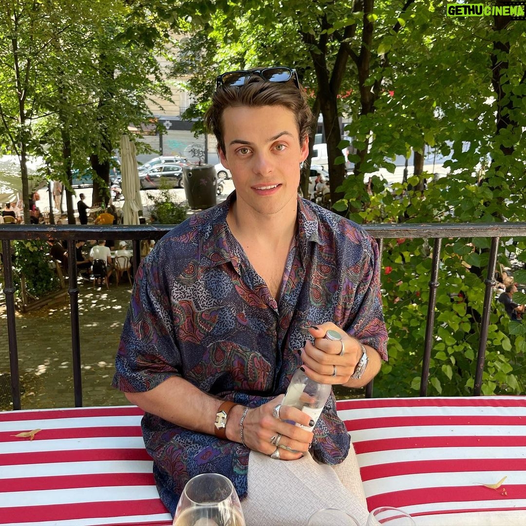 Herman Tømmeraas Instagram - Oui oui! Soufflé, Baguette, Pirouette Thank you for having me @hermes Such a pleasure🫶🏻 Paris, we will be back sooooon