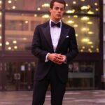 Herman Tømmeraas Instagram - Weeeell! Since Daniel Craig is stepping off as James Bond, I figured I might as well apply hahaha photo by @thomashartvig