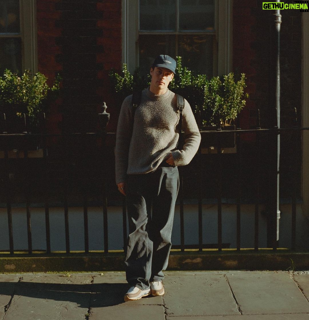Herman Tømmeraas Instagram - Photo dump - London🫶🏻 film by @hakonjorgensen