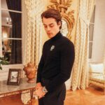 Herman Tømmeraas Instagram – 5 days in France, packed with adventure, lovely people, and good food🫶🏻🥖🇫🇷