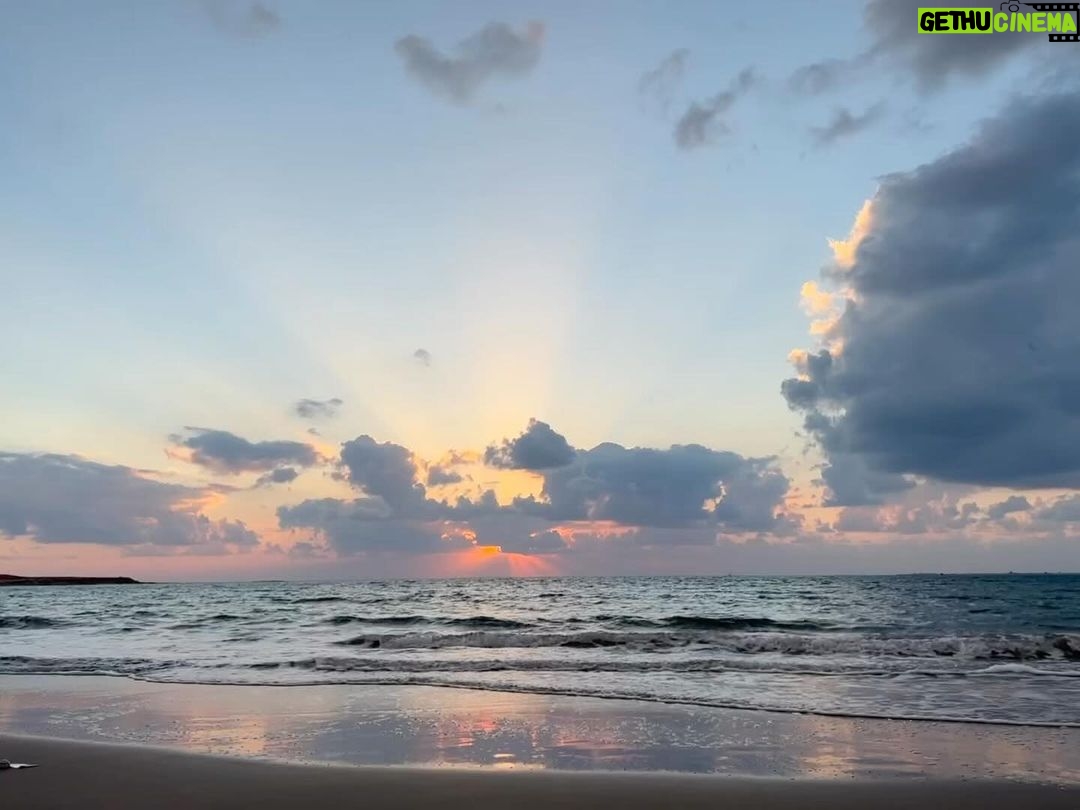 Hesham Gamal Instagram - #nofilter #byme #sunset 😍🤩