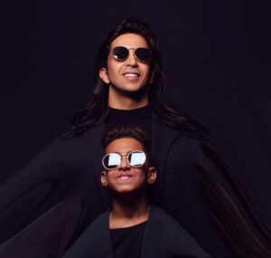 Hesham Gamal Instagram - كل سنه وانت طيب وناجح وبتكبر قدام عيني وبحس ناحيتك احاسيس متأكد انها نفس المشاعر اللي هحسها ناحية ابني ❤️
وانا بتفرج عليك بتغني والناس كلها مبهوره بيك وعارفاك كنت بقول معقول ده عبده الصغنن اللي اتجننت على حلاوة صوته وموهبته لما شفته بيغني أول مره من ٥ سنين ؟ 🥹
بحبك اوي يا عبده بس بطل تكبر وتكبرني بقى بقيت طولي ماشاء الله😅 ❤️

مبسوط اوي اننا بنعيد اكتشاف اغنية "نادي المباديء" بصوت عبد الرحمن ومعاه كمان والموهوبين حسام ورقيه اللي بوعدكم انهم هيبقوا نجوم كبار في المستقبل ان شاء الله 🤲🏻❤️