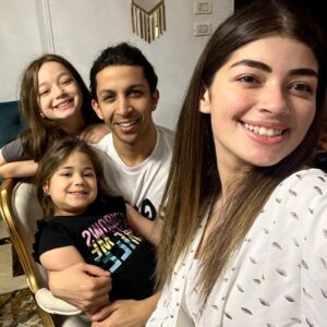 Hesham Gamal Instagram - ‏‎اي حد هتقوله ان بنت عندها ١٩ سنه عندها مسلسل بطولتها وبرنامجها اللي بتقدمه لوحدها غير باقي شغلها وبتمثل من وهي صغيره وبتغني كمان مؤخرا ماشاء الله هيقولك ان ده صعب اوي وان مستقبلها ان شاء الله هيكون كبير جدا جدا 🤲🏻❤️ اهم حاجه تفضلي شاطره و مجتهده ومحترمه ونفسيتك حلوه زي منتي يا احلى لولو 🥳 كل سنه وانتي طيبه يا ليلى والف سلامه عليكي وهنعوضلك اليوم اللي باظ ده ان شاء الله 🤦🏻‍♂️😅