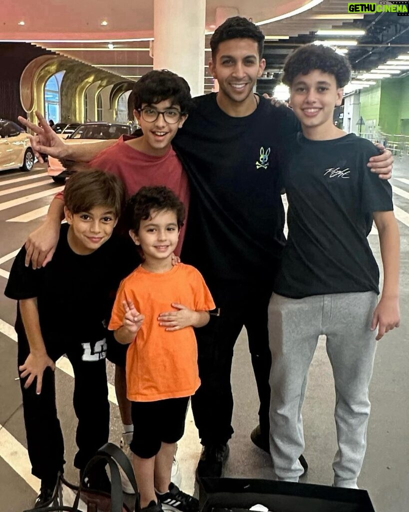 Hesham Gamal Instagram - With the coolest kids in Dubai ✌🏻❤️🇦🇪