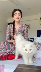 Hiba Nawab Instagram - Say Hi to snowy 2.0♥️