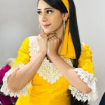 Hiba Nawab Instagram - 70s vibes on point💫