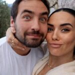 Hilona Gos Instagram - Il est enfin rentré mon @paulandre.a26 certes sous la pluie mais on est heureux de se retrouver parce qu’il m’avait manqué quand même 🤍🦋 10 jours c’est un peu long 😏