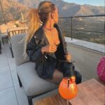 Hilona Gos Instagram - Ma vidéo sur une partie des restaurants à faire à Calvi est sortie sur ma chaîne YouTube Hiloshow (lien dans ma bio) ❤️‍🔥