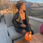 Hilona Gos Instagram - Ma vidéo sur une partie des restaurants à faire à Calvi est sortie sur ma chaîne YouTube Hiloshow (lien dans ma bio) ❤️‍🔥