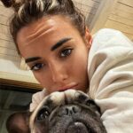 Hilona Gos Instagram - Plus je connais les hommes plus j’aime les chiens