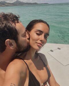 Hilona Gos Instagram - Mon amoureux à moi 💖 @paulandre.a26 Île Maurice