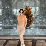 Hina Khan Instagram - Nothing compares to the peace that you find in the mountains. We had a time of our lives at the #HeartOfTheHills @hyattregencydehradun Thank you so much for your hospitality, appreciate the warmth of your service and kindness. A Special mention to dear @karansinghnagra_ksn for accompanying us like a shadow to make sure that we are well taken care of.. . . #HeartOfTheHills #BeyulAndBeyond #HyattRegencyDehradunRegency @stanley.communications Hyatt Regency Dehradun