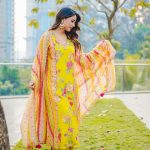 Hina Khan Instagram - Kabhi na kabhi 💛