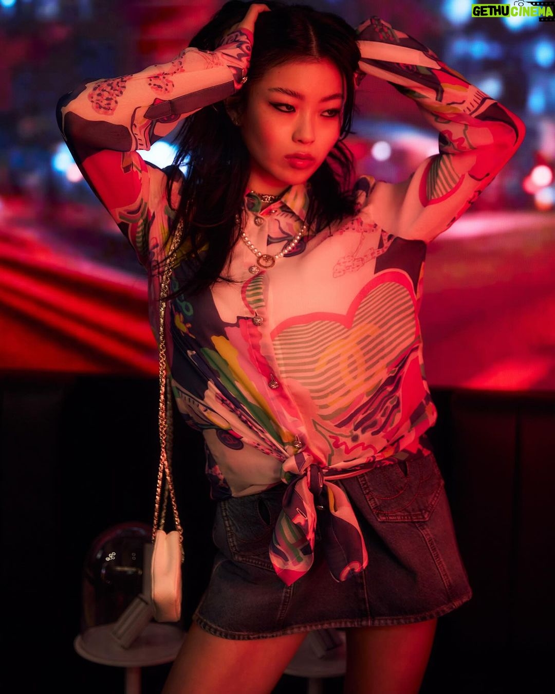 Hina Yoshihara Instagram - i got invited to Chanel's special event in tokyo “ROUGE ALLURE VELVET NUIT BLANCHE”💋 07 my favorite 💄 #PR #CHANEL #CHANELNuitBlanche #RougeAllure#CHANELMakeup #CHANELBeauty