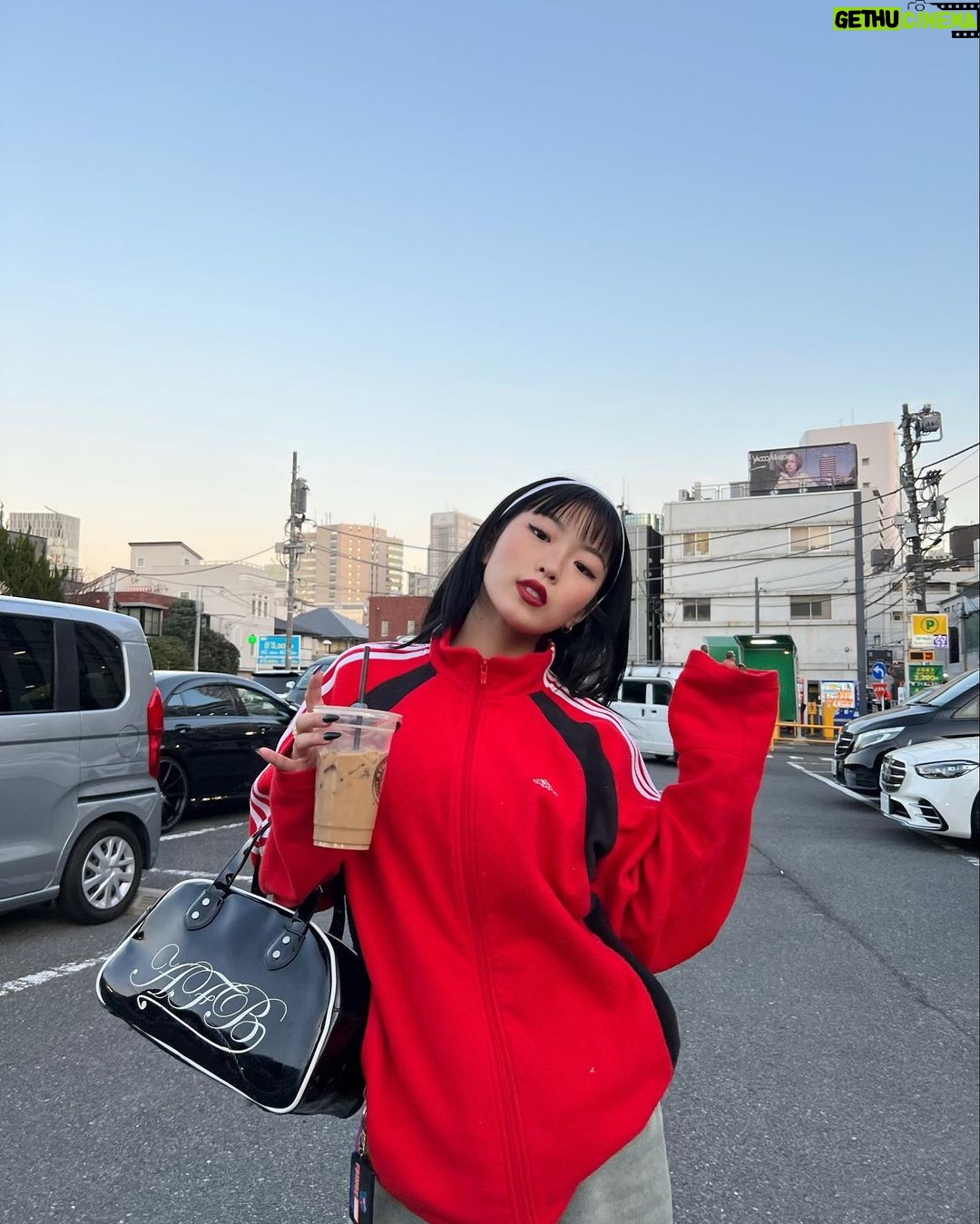 Hina Yoshihara - 123.3K Likes - Clearing my camera roll 🫠🩶