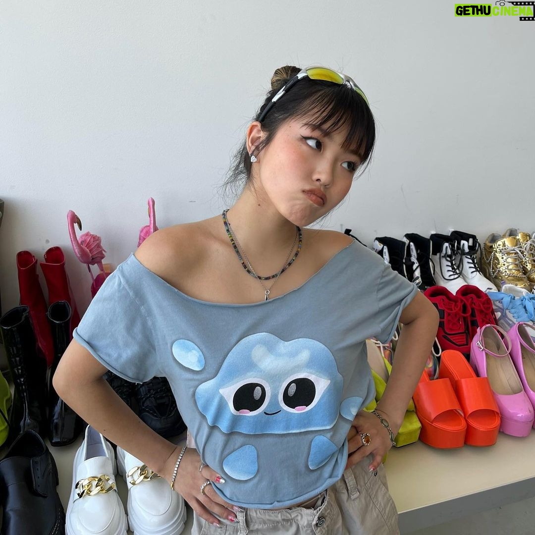 Hina Yoshihara Instagram - 🪞 Los Angeles, California