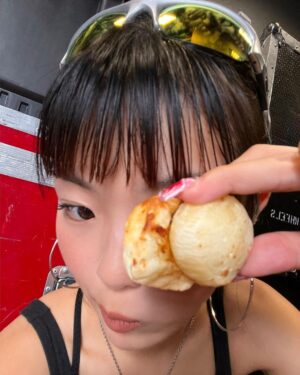 Hina Yoshihara Instagram - はろ〜きてぃ〜できたてのポップコーンはいかが？ﾐ・◦・ﾐ🎀💖
