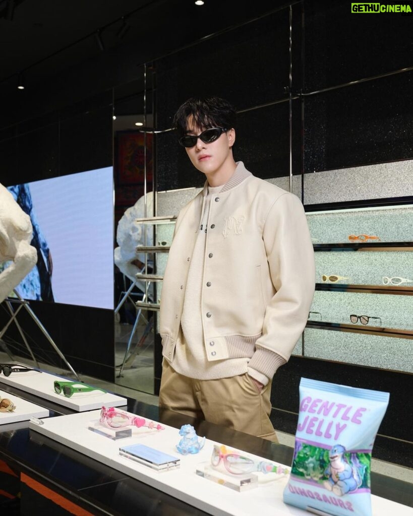 Hirunkit Changkham Instagram - Celebrate the ”Gentle Jelly“ collection launch. Now available at Gentle Monster EmQuartier Bangkok store. #GENTLEMONSTER #GENTLEMONSTERTH #GENTLEJELLY #GENTLEJELLYTH