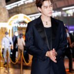 Hirunkit Changkham Instagram - 🎄🌟 #BULGARI #BULGARITHAILAND #MAGNIFICENTWONDERS #TIMEFORMAGNIFINCENCE #HOLIDAYSEASON #SIAMPARAGON