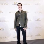 Hirunkit Changkham Instagram - ตามมาสัมผัสประสบการณ์การช้อปปิ้งแบบลักซ์ซูรี่ครั้งใหม่กันที่ “LUXE HALL” ชั้น M สยามพารากอน แบรนด์หรูระดับโลกมากมายยกขบวนเปิดเอ็กซ์คลูซีฟแฟล็กชิปสโตร์แห่งแรกในประเทศไทย ตอกย้ำความเป็น World Class Luxury Destination ของสยามพารากอนที่อยากให้เพื่อนๆ ทุกคนมาสัมผัสด้วยตัวเอง . #SiamParagon #WorldClassExperience #BeAmazed #LUXEHALLSiamParagon #LuxuryDestination Siam Paragon