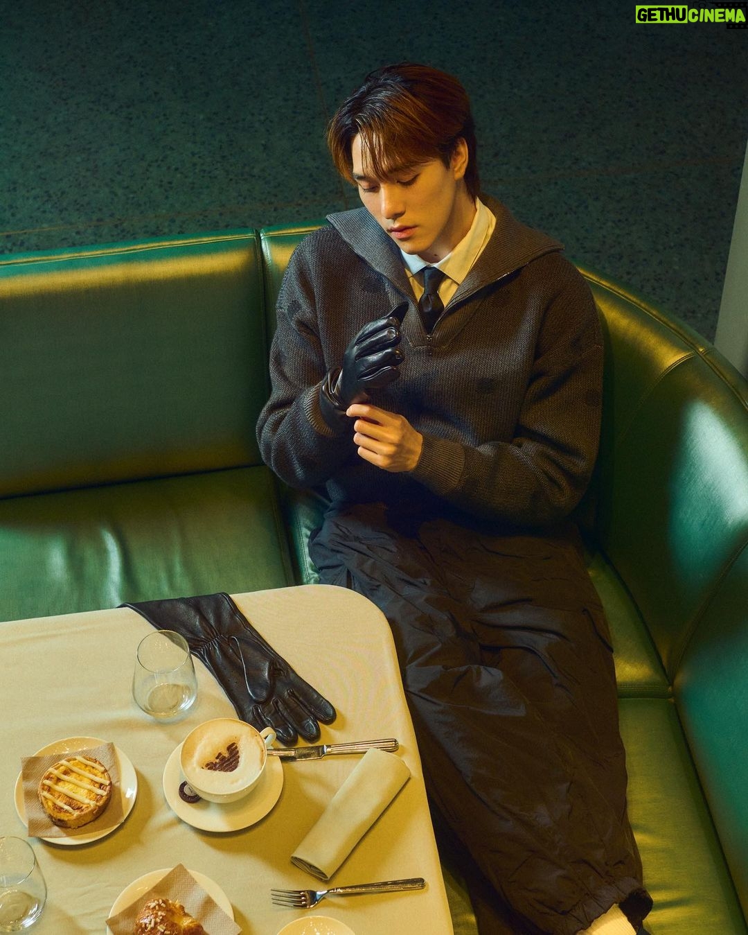 Hirunkit Changkham Instagram - Special thanks🤍 @armanibeauty @emporioarmaniristorante Emporio Armani Ristorante Milan