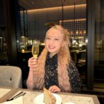Hitomi Honda Instagram - . Merry Christmas Eve💫 素敵なクリスマスイブを過ごしてね🥂 @fendi🎄 #fendi #pr