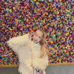 Hitomi Honda Instagram - . 街中キラキラしてて 毎日が最高にしあわせだね🤝🏻🤍 @fendi💫 #fendi #pr