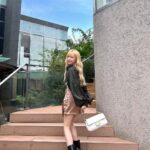 Hitomi Honda Instagram - . もうすぐハロウィンだね☺︎ ひさしぶりに私服のタグ 付けてみようかな🏷️ とっても素敵な お誕生日プレゼント ありがとうございます👜🤍 @fendi #pr