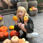 Hitomi Honda Instagram - . もうすぐハロウィンだね☺︎ ひさしぶりに私服のタグ 付けてみようかな🏷️ とっても素敵な お誕生日プレゼント ありがとうございます👜🤍 @fendi #pr