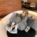 Hitomi Honda Instagram - . F形デザインのヒール とってもかわいい👟🤍 @fendi #FendiFirst1 #PR