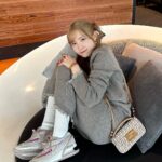 Hitomi Honda Instagram - . F形デザインのヒール とってもかわいい👟🤍 @fendi #FendiFirst1 #PR