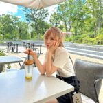 Hitomi Honda Instagram - . 🍋🍩🍃 ひさしぶりにコーヒー以外のドリンクを飲んだ日🥤 @fendi #FENDI #pr
