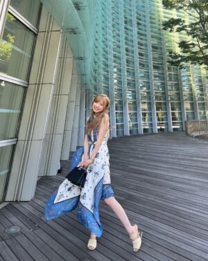 Hitomi Honda Instagram - .

FENDIの素敵なカバンとお洋服で美術館へ🧳
みなさん夏休み楽しんでますか🌻

@fendi 🧵🪡
#FENDI #pr