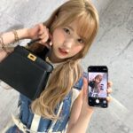 Hitomi Honda Instagram - . FENDIの素敵なカバンとお洋服で美術館へ🧳 みなさん夏休み楽しんでますか🌻 @fendi 🧵🪡 #FENDI #pr