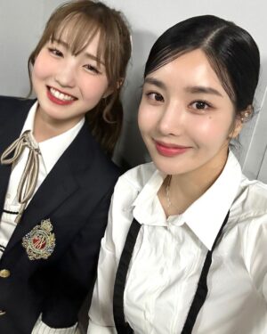 Hitomi Honda Instagram - .

"AKB48 春コンサート2023〜好きだ！と叫ぼう〜" 2023.4.29

側で支え合い一緒に頑張ってきたメンバーだけでなく、
良いものを共に創ろうと熱い想いで携わってくださった
スタッフの皆さん、そして3年越しに大きな会場に
歓声を響かせ、全力で応援してくださったファンの皆さんのお陰で
またひとつ、忘れられない大切な思い出を作ることができました。

ご尽力いただいた全ての皆さんへ
感謝の気持ちでいっぱいです。

素敵な景色を見せてくださり
本当にありがとうございました🎤

やっぱり私はステージに立ってパフォーマンスすることが
好きなんだなあと改めて実感した1日でした！

写真も撮ってくれてありがとう🫶🏻

오랜만에 만나서 좋았어요♡
@silver_rain.__