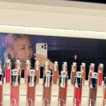 Hitomi Honda Instagram - . 【DIOR ADDICT LIP MAXIMIZER】 Diorのリッププランパーがリニューアルして 1月20日から新発売💄 90%自然由来成分の新処方を実現し、 優れたリップケアをしながら 鮮やかな発色と輝きを放つリップメイクを楽しめる 更に進化したリップマキシマイザー✨ 24色の中からお気に入りのカラーを 見つけてみてください🎨 @diorbeauty #リップマキシマイザー #DIORADDICT