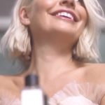 Holly Willoughby Instagram - The perfect gift for Mother’s Day… (borrowed from) The Wild fragrance and bundles. Don’t forget to order now… #adandownbrand #wyldemoon🌙 #fragrance #mothersday #gift