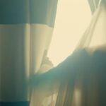 Homayoun Shajarian Instagram - . تو آن آغوش بی‌اندازه هستی... قطعه دیار عاشقی‌هایم عاشقانه‌ای ست برای ایران عزیزتر از جانم❤️ با امید و آرزوی تندرستی و بهروزی تقدیم به مردم سرزمینم پیشاپیش نوروزتان پیروز 🌹🌹🌹🌹🌹🌹🌹 آواز : همایون شجریان موسیقی : غلامرضا صادقی @rezasadeghi_musician شعر : اسحاق انور/ بهمن محمدزاده کارگردان موزیک ویدیو : مسعود علی محمدی با سپاس فراوان از امیر حسین سلیمانی و مجموعه کاله که با دغدغه‌ ای مشترک و بی هیچ مضایقه ای همراهی کردند و به این کار همت گماشتند🙏🏻 @kallehbrand سپاس از زحمات دوستان و هنرمندان در آژانس خصوصی تبلیغاتی آفتاب( ملقب به شبکه آفتاب )🙏🏻 همچنین سپاس بیکران از لطف و زحمات عزیزانم حبیب رضایی و سحر دولتشاهی که در به ثمر رسیدن این پروژه نقش بسیاری داشتند🙏🏻 تیر ماه ۱۳۹۸ روزهایی که ساخت شعر و موسیقی قطعه « دیار عاشقی هایم» را پیش می‌بردیم، در تماسی تلفنی از اسحاق عزیز خواهش کردم تا برای یک مصرع از شعر، جایگزین هایی بسراید برای انتخاب. آن روز تلفن زنگ خورد، اما دیگر صدای آن هنرمند نابغه را نشنیدم. گفتند که اسحاق درگذشت🖤 🖤🖤 یادش همیشه در دلم زنده است. دوستان گرامی، از آنجایی که این قطعه به ایران عزیزمان تقدیم شده است، تمامی رسانه ها می توانند آن را پخش نمایند. منتی است بر سر من و باعث افتخار است عزیزانی که برای این موسیقی مایل به ساخت موزیک ویدیو با دیدگاه و سلیقه ای دیگر هستند، این صفحه را نیز تگ نمایند، تا از خلاقیت و عشقشان به ایران بهره مندم سازند🙏🏻 شعر بهمن محمدزاده : به نام نامی ایران به نام نامی انسان به آیین وفا داران به راه و رسم بیداران دلی دارم پر از خورشید نگاهی روشن از باران جز دوست نمی‌خوانم جز مهر نمی‌دانم جز عشق نمی‌خواهم من زاده ایرانم شعر اسحاق انور : تویی دلبستگی‌هایم پناه خستگی‌هایم به هر جا می روم از تو دوباره در تو می‌آیم کران تا بیکران عشق است بیابان در بیابانت هوای زندگی دارد خیابان در خیابانت جهان تا هست خواهم بود اگر تو‌ جان من باشی برایم خانه باشی، خاک باشی و وطن باشی دیار عاشقی‌هایم تمام سهم دنیایم تو را من زندگی‌کردم به تعداد نفس هایم تو آن آغوش بی‌اندازه هستی برای وسعت تنهایی من من از چشم تو می‌بینم جهان را تویی آیینه بینایی من من از تو جان گرفته‌ام کنم فدای تو ز‌ جان گذر نمی‌توان مگر برای تو دل از تو بر نمی‌کنم تویی جهان من دچار تو‌ نمی کند دل از هوای‌تو