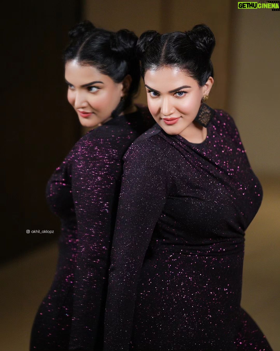 Honey Rose Instagram - Photography @akhil.aklopz Hairstyle @rahul_namo_