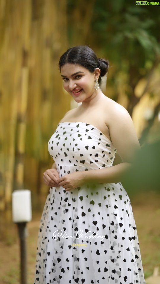 Honey Rose Instagram - Photography @oliveweddingcompany @afsalolive_photography Costume @cinderlladesign_studio @simi_binu_ @_dhanya_jolly Hairstyle @rahul_namo_ Accessories @kushalsfashionjewellery
