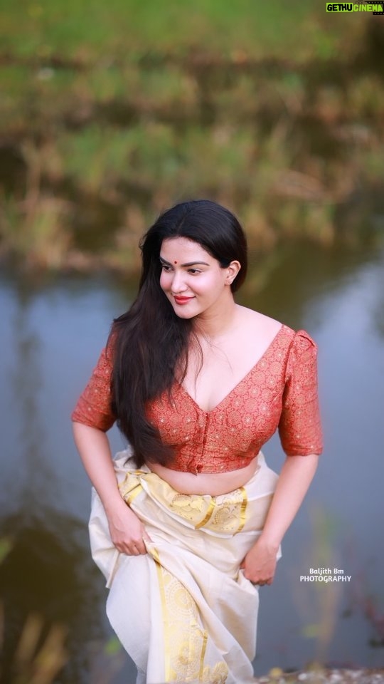 Honey Rose Instagram - Photography @baljithm Hairstyle @rahul_namo_