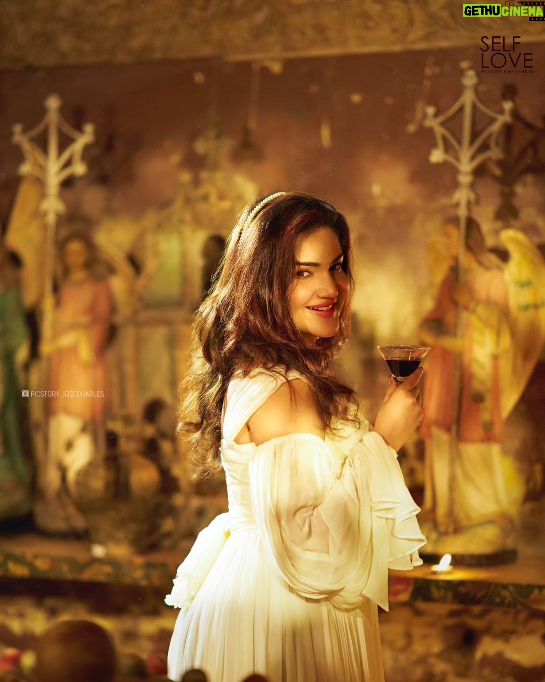 Honey Rose Instagram - Prioritise your peace over everything, and you will find happiness within you. You are enough. You have enough. You do enough. Choose yourself more often. SELF LOVE featuring @honeyroseinsta Photography & concept @picstory_josecharles Cinematography @picstory_josecharles Editing & DI @picstory_josecharles Music. @anuj_sekhar Makeup @sreshtamakeup Costume @tiara_boutique_kochi Studio. @mouseartcochin Associates @uwaise_alpha , @manluku7 @jinu_thomas_charles Bts & Edit @bijo___bijo , @jr.kubrick_john Lights @sunilvbm , Subeesh @alphagearkochi Team @_arjun__aju____ , @arungopi24, @_nico___demus_ @iamdenson_ , @ashil_cu Special Thanks @tijojohnphotography @jithinharid @padmasoorya @iamkishoreradhakrishnan @jisha_charles @_gayathrisivadas_ @unni_maya_ @swarajithv @gingerhousemuseumhotel_kochi. Vinu Jacob @_nebu.john_cheppukulam__ Camera Sony 7RM5 Flash. @profoto @aputure.lighting @alphakeralam @sonyalphain #sonyalphain #alphakeralam #swarajithv #createwithsony
