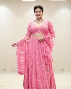 Honey Rose Instagram - Photography. @emerson_photographzz  @edisondavis_ 
Costume  @tanith_design 
Accessories @goodwillcollectionskerala 
Hairstyle @sreshtamakeup