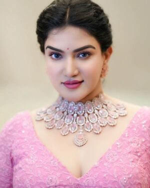 Honey Rose Instagram - Photography. @emerson_photographzz  @edisondavis_ 
Costume  @tanith_design 
Accessories @goodwillcollectionskerala 
Hairstyle @sreshtamakeup