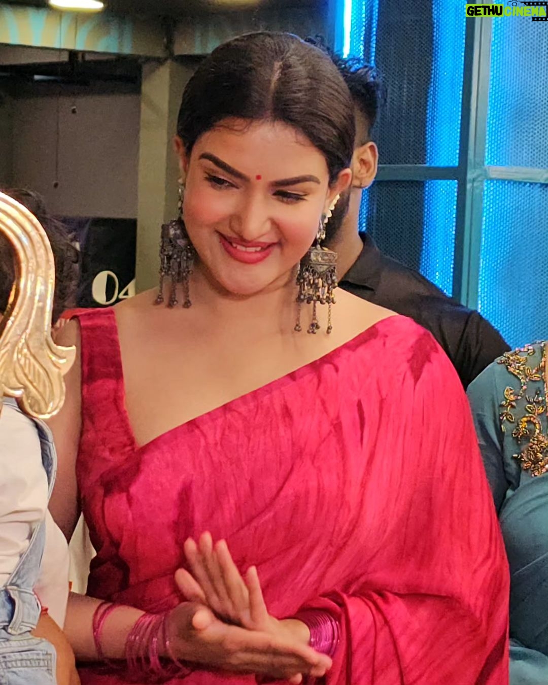 Honey Rose Instagram - Hairstyle @rahul_namo_ Costume @tanith_design Accessories @manjucalluna