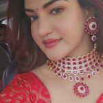 Honey Rose Instagram - Thank you Markapuram for this massive welcome 🙏 Lucky shopping mall Grand opening held at Markapuram..... @lucky_shopping_mall_