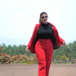 Honey Rose Instagram - Lady in red❤️ Photography @jkmenon_director @shotzby_nikhil__ @snaphacker_photography Mua @renjurenjimar