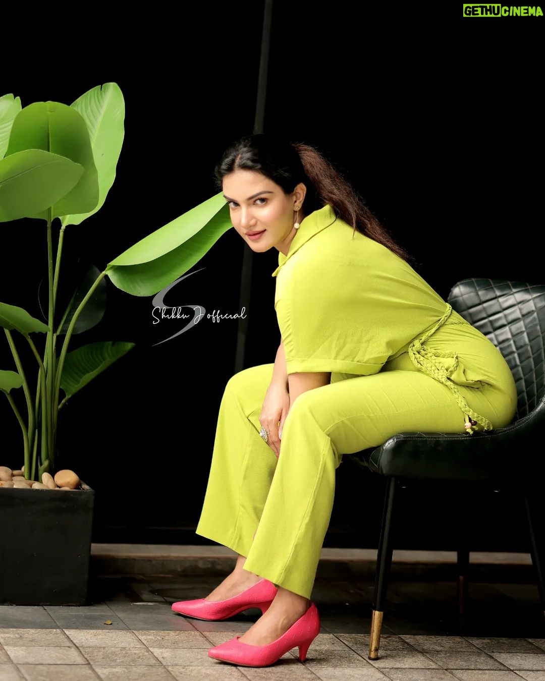 Honey Rose Instagram - Photography @shikku_j_official__ Mua @sreshtamakeup