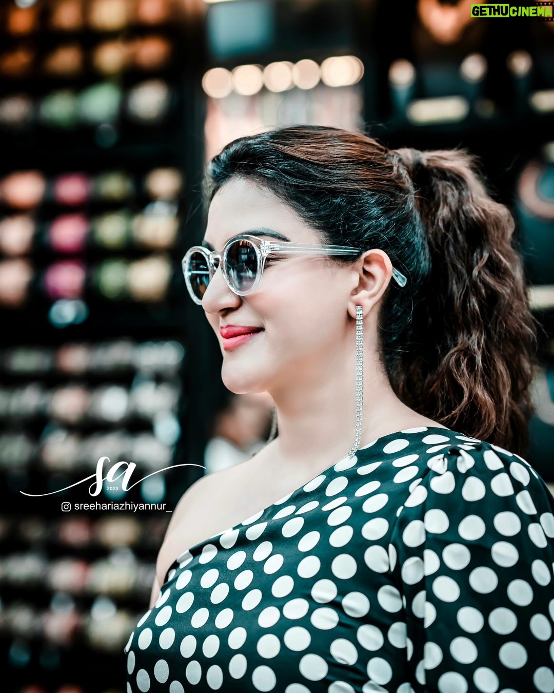 Honey Rose Instagram - Photography @sreehariazhiyannur_ Mua @sreshtamakeup Accessories @priya_anokhi_